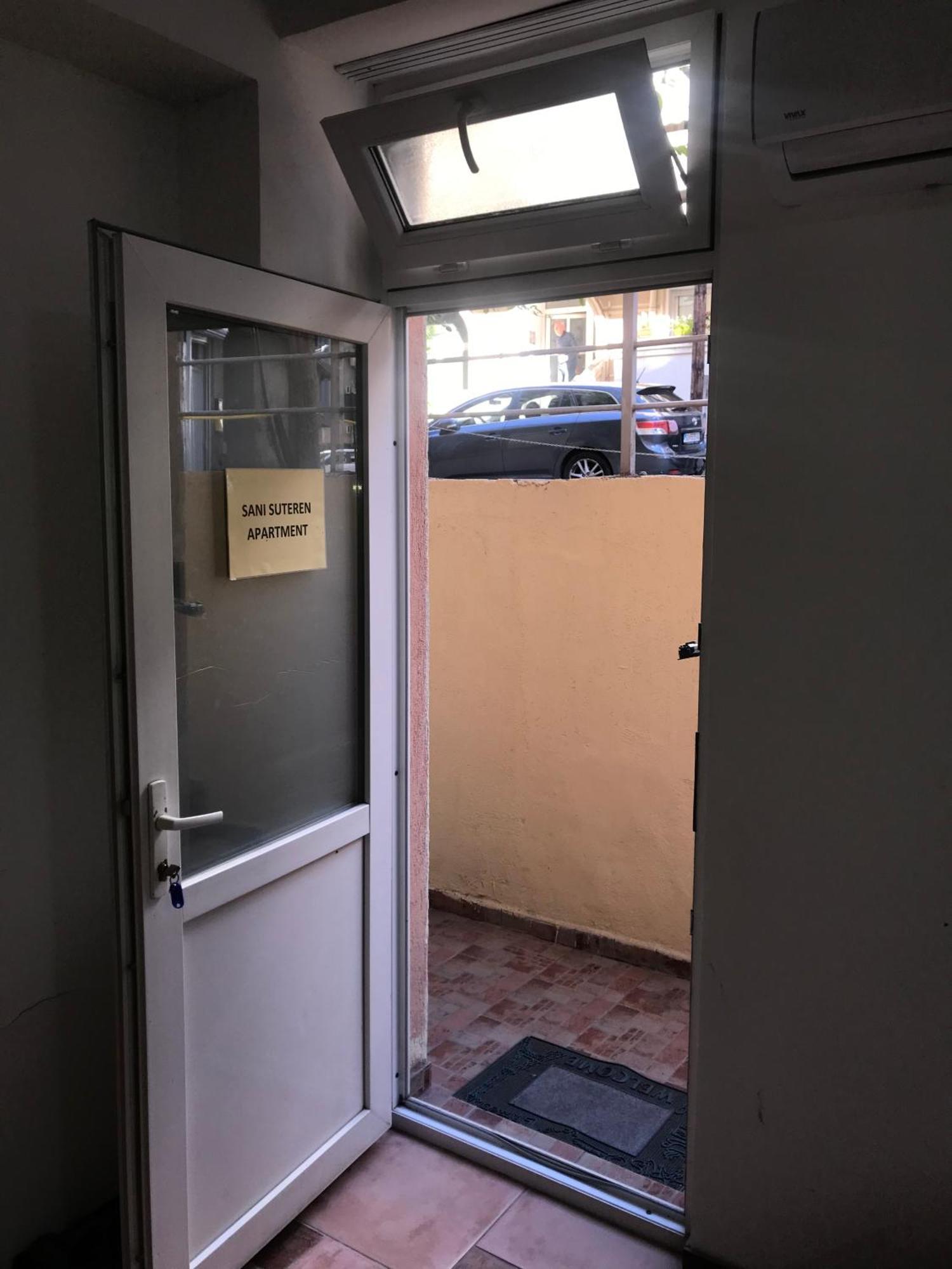 Sani Suteren Apartment Скопие Екстериор снимка
